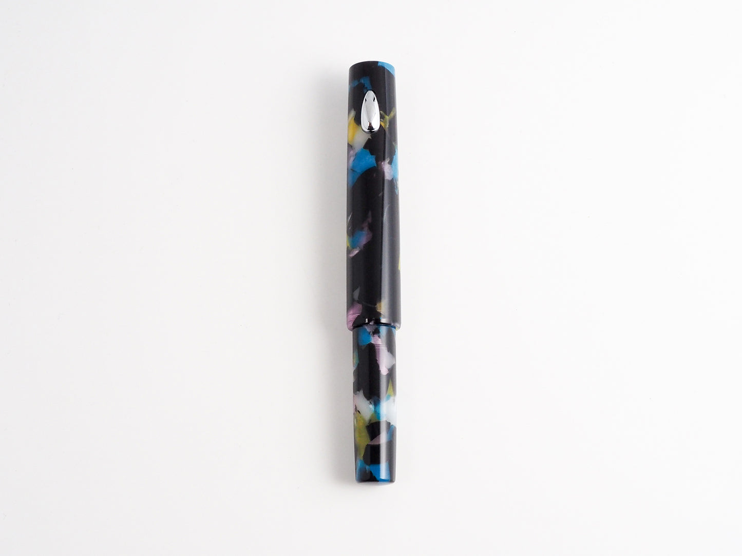 Fine Writing Pencket Fountain Pen: Black Nougat