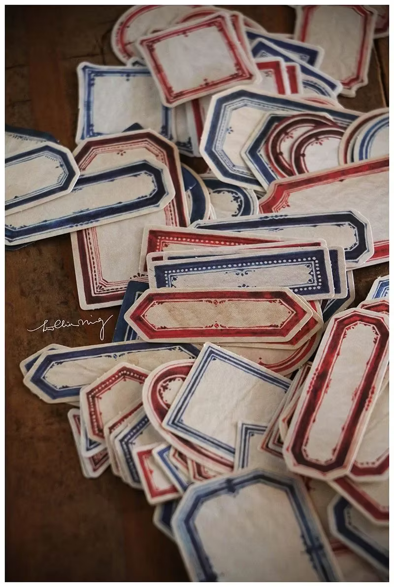 LCN Vintage Red & Blue Label Sticker Box