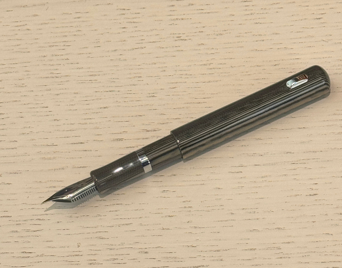 Fine Writing Pencket Fountain Pen: Biotite