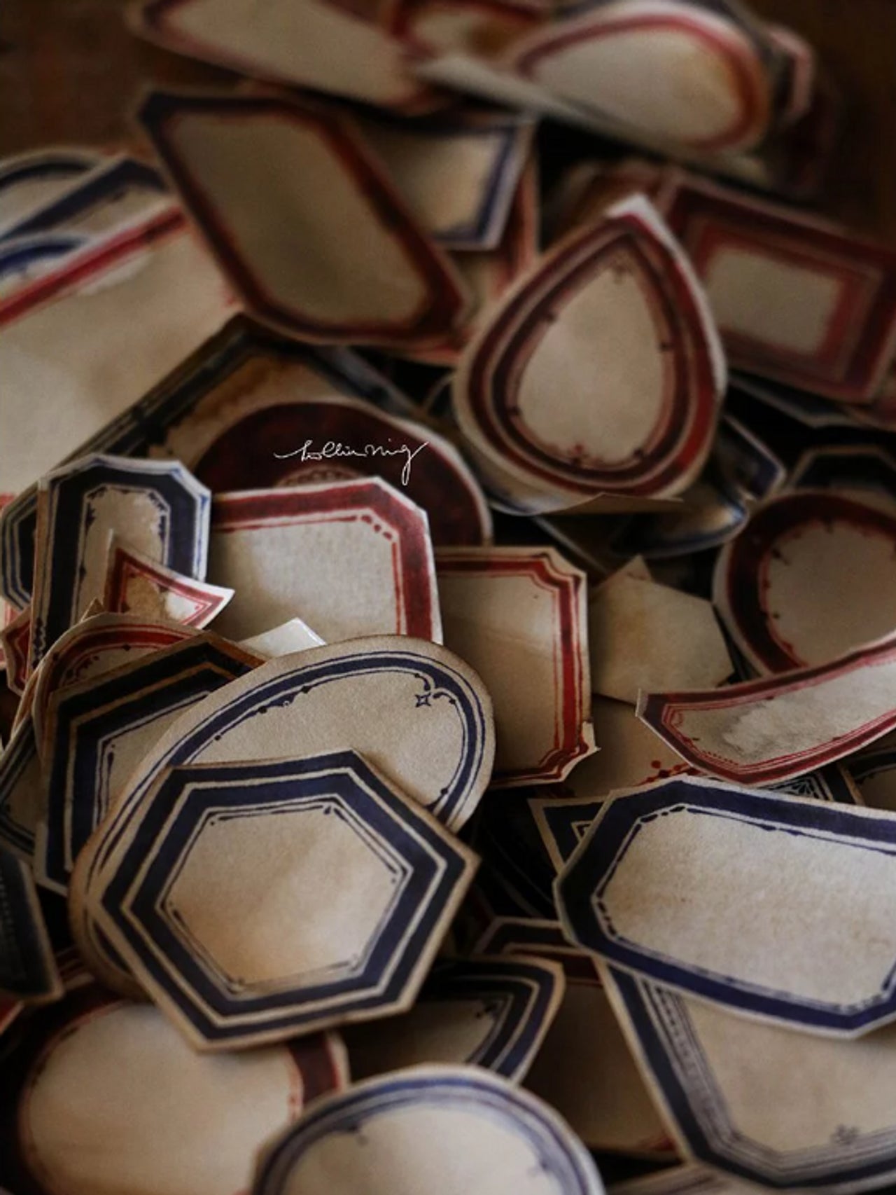 LCN Vintage Red & Blue Label Sticker Box