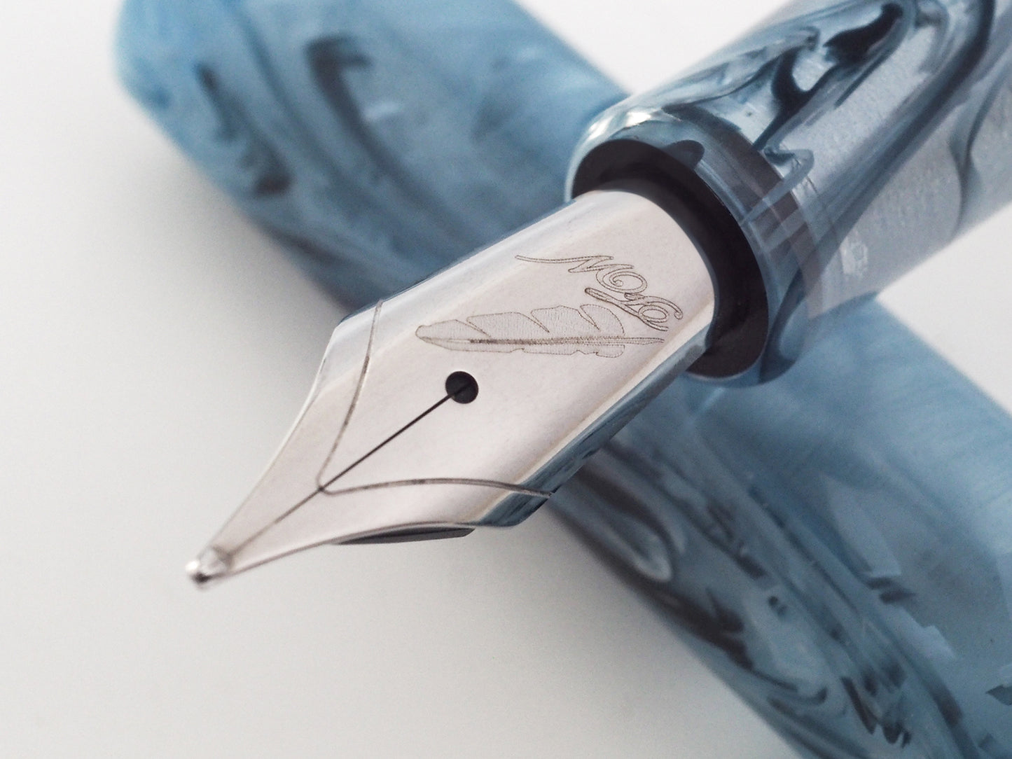 Fine Writing Pencket Fountain Pen: Swamp Fog