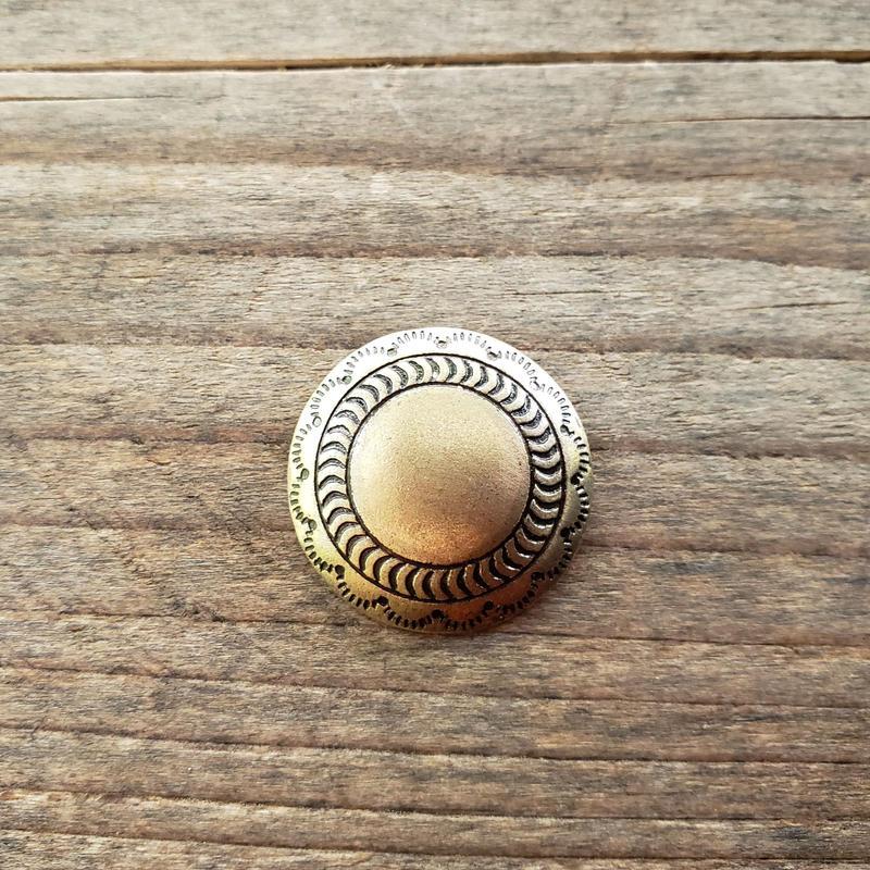 PRE-ORDER: Brass Pin Flower Round