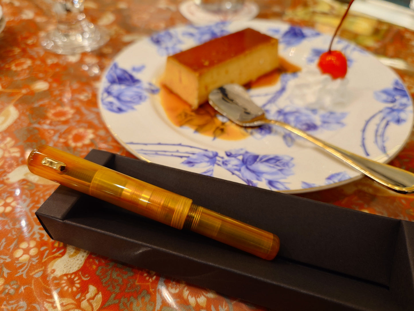Fine Writing Pencket Fountain Pen: Frankincense